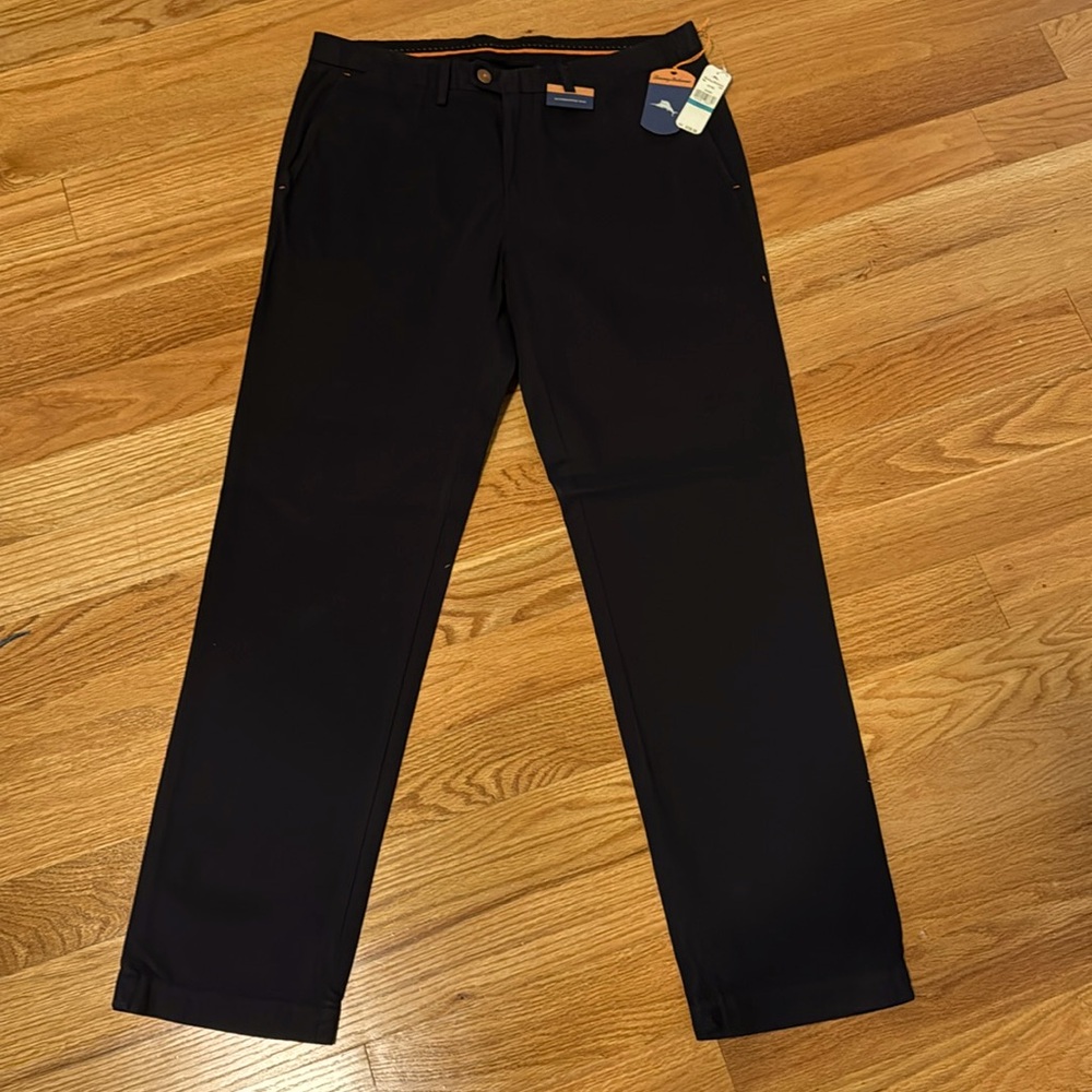 Black chinos with accent on pockets